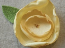 curled edge flower