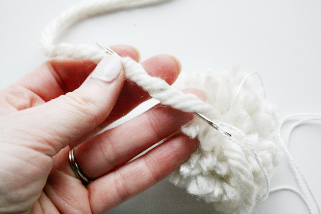stitch-through-yarn-garland